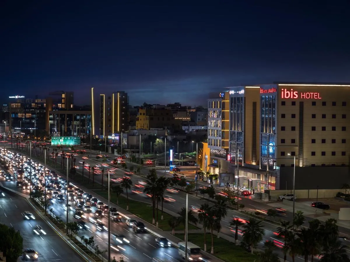 Ibis Jeddah Malik Road Otel 3*,