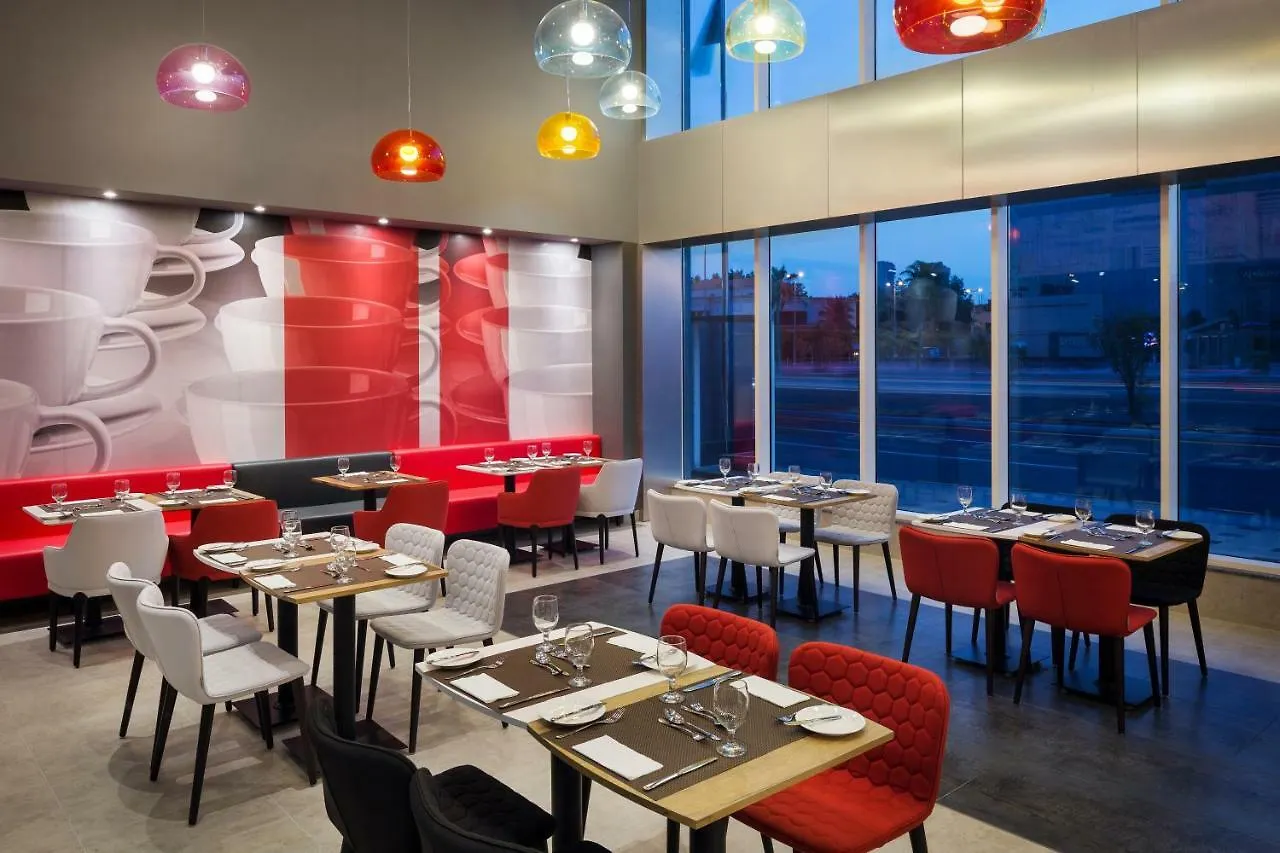 Hotel Ibis Jeddah Malik Road